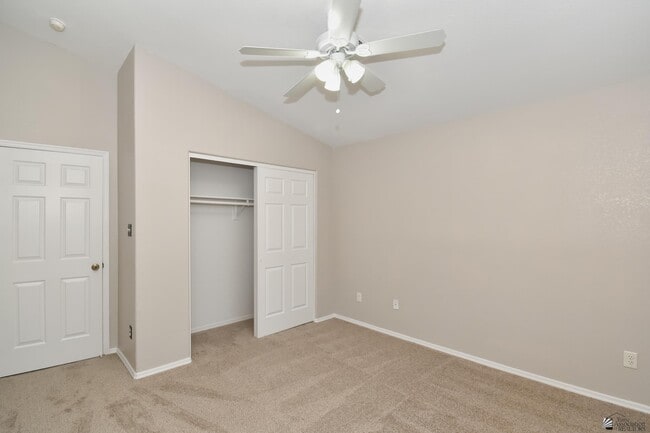 Building Photo - 1705 S 45th Dr