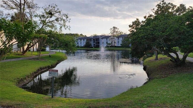 Building Photo - 1723 Pine Ridge Rd