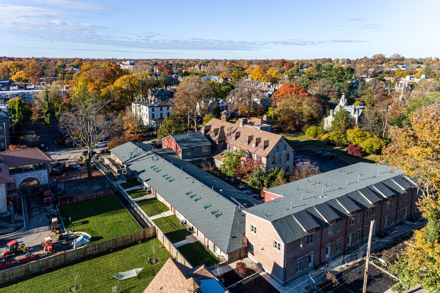 Drone Photo - 225 W Pastorius St