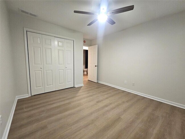 Building Photo - 2270 Newport Landing