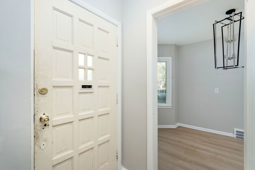 Building Photo - 11716 Coyle St