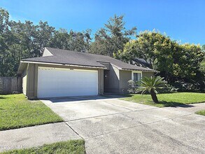 Building Photo - 10526 Anchorage Cove Ln
