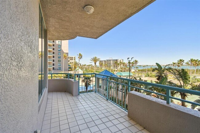 Building Photo - 1560 Gulf Blvd