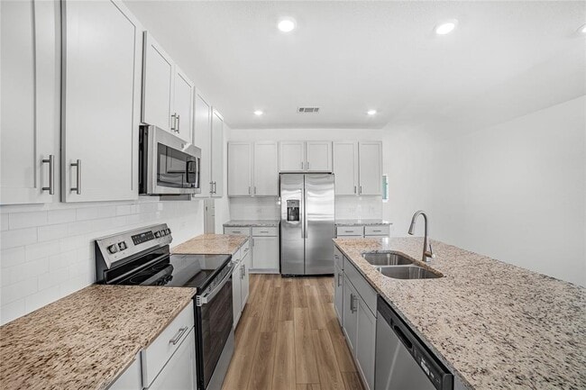 Building Photo - 412 Breccia Trl