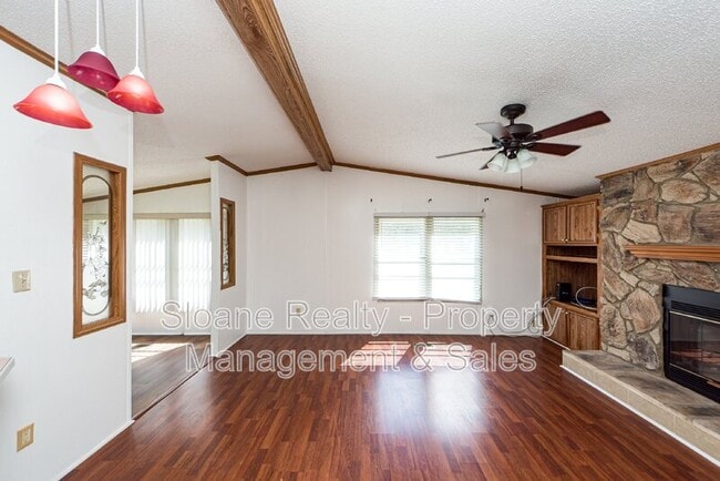 Building Photo - 3244 Thompson Heyward Dr