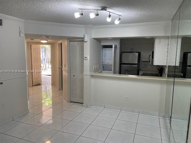Building Photo - 15525 N Miami Lakeway
