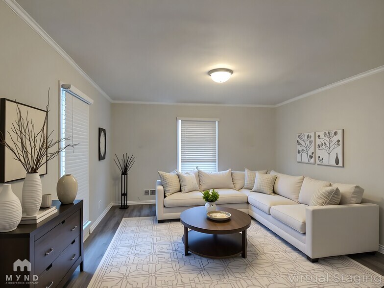 Building Photo - 4729 Stillwood Cove