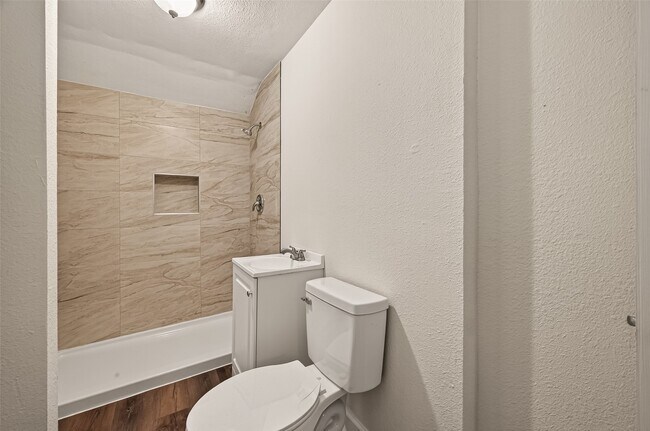 Building Photo - 4901 Stimson St