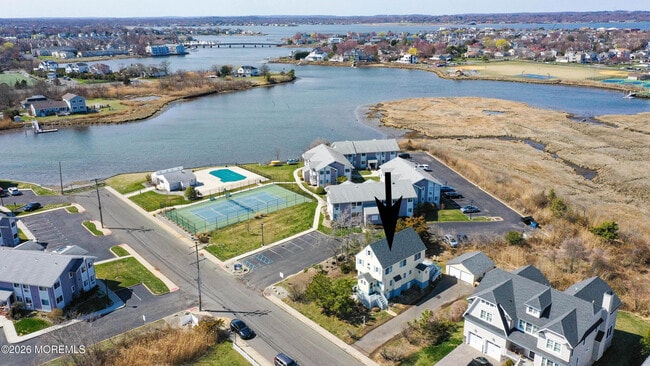 Building Photo - 47 Valentine St