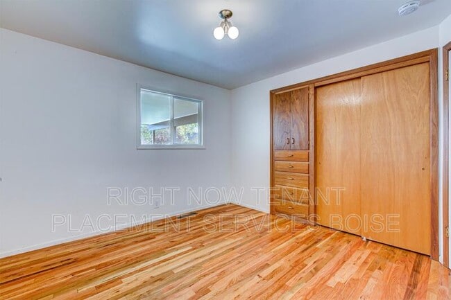 Building Photo - 2032 N 24th St