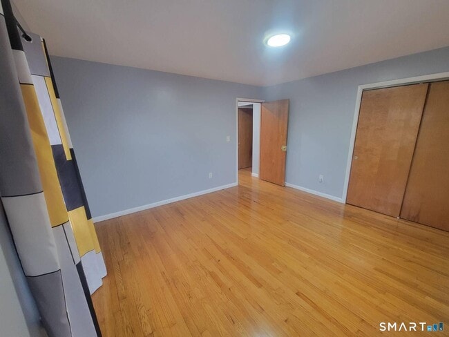 Building Photo - 94 Pullen Ave