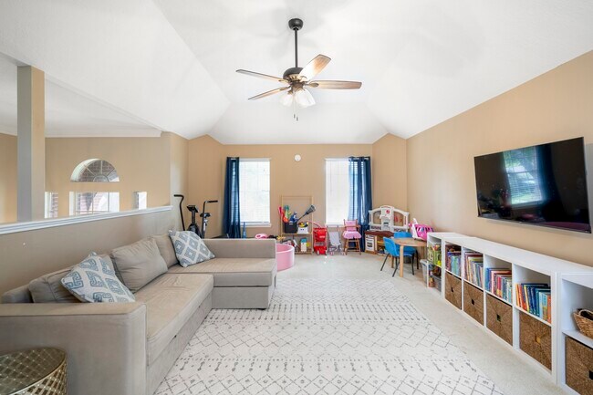 Building Photo - 16315 Hammerwood Ct