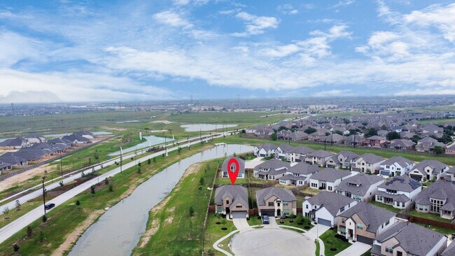Building Photo - 8726 Marina Alto Ln