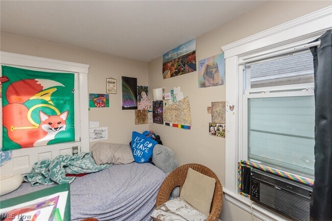 Building Photo - 1446 Hopkins Ave