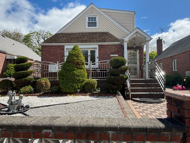 Primary Photo - 80-17 252nd St