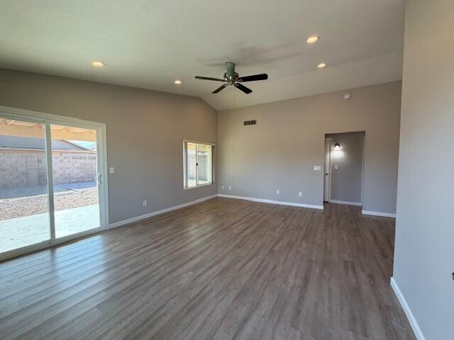 Building Photo - 8587 N 107th Ln