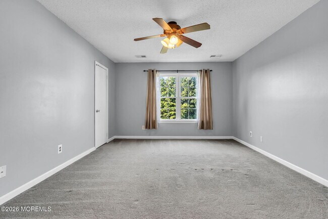 Building Photo - 106 Frontier Way