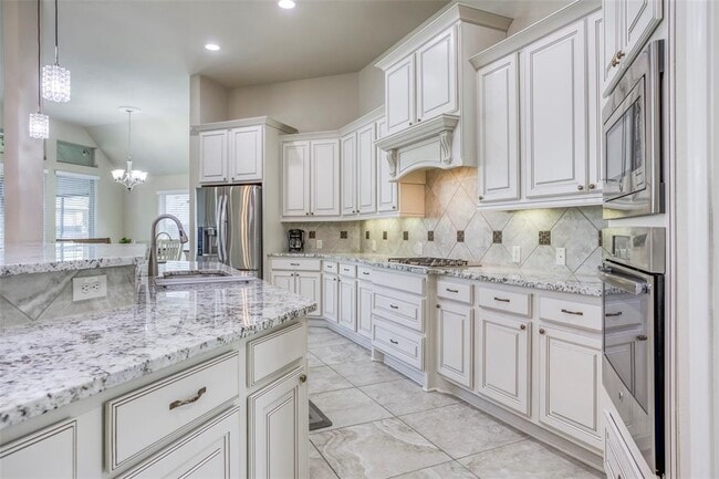 Building Photo - 29114 Davenport Dr