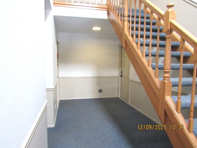 Building Photo - 2790 Glasgow Ct