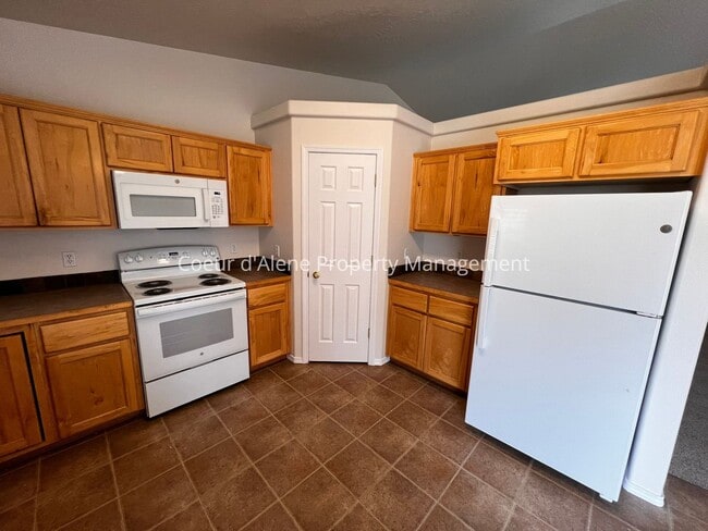 Building Photo - 3 bed, 2 bath house in Hayden