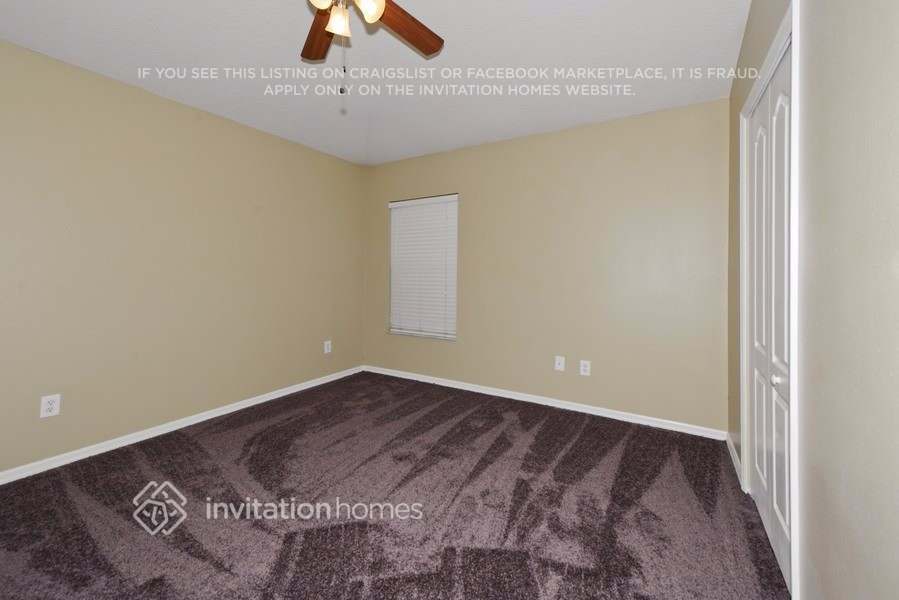 Building Photo - 18220 Birdwater Dr
