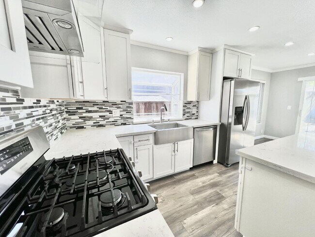 Building Photo - Beautiful 4BR Home in San Jose