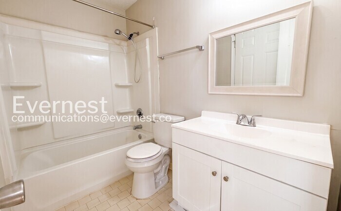 Building Photo - 4508 S Berrypick Ln