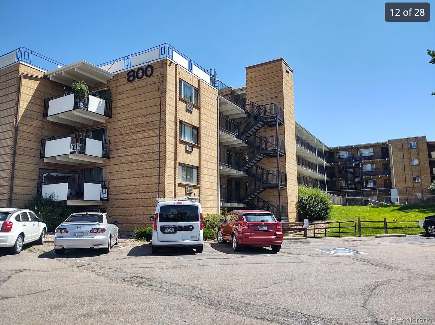 Building Photo - 800 W Belleview Ave