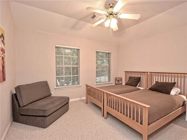 Building Photo - 9216 Evening Primrose Path