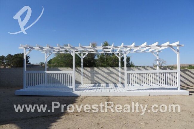 Building Photo - 3 Bed, 2 Bath Silver Lakes Home!!!