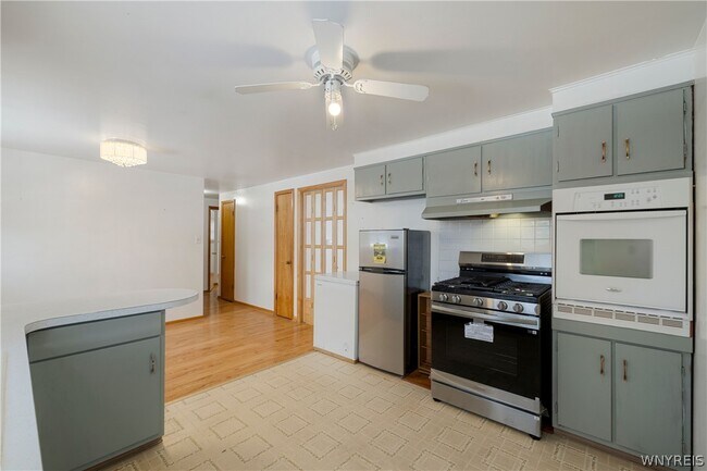 Building Photo - 97 Mitchell Dr