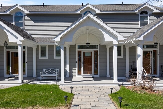 Building Photo - 38 Pebble Beach Rd