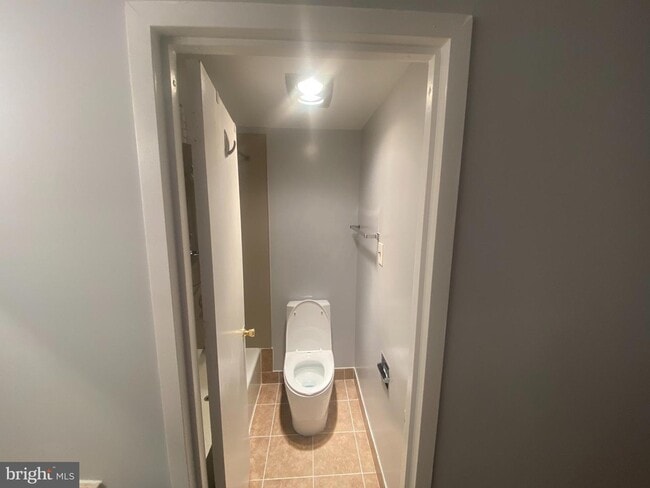 Building Photo - 3701 S George Mason Dr