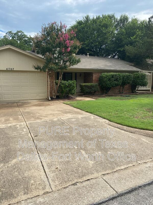 Primary Photo - 4707 Burning Springs Dr
