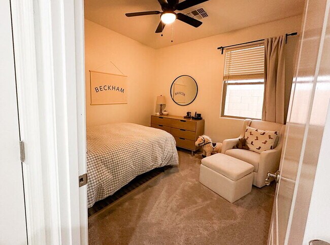 Building Photo - 41602 W Anne Ln