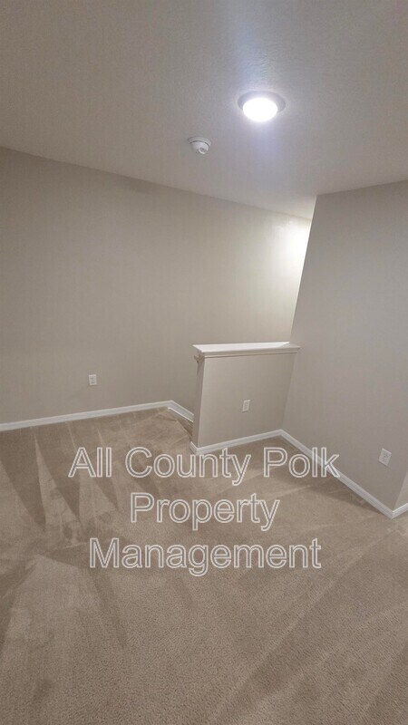 Building Photo - 3867 Hampstead Ln