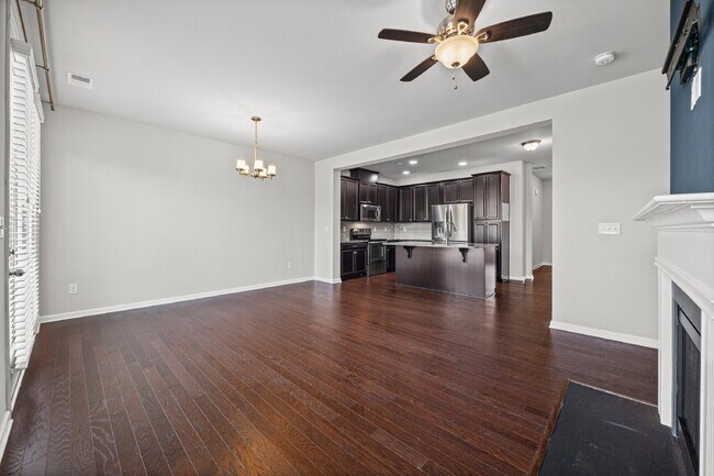 Building Photo - Move-In Ready Fort Mill Townhome with Garage, Hardwood Floors & Fresh Updates!