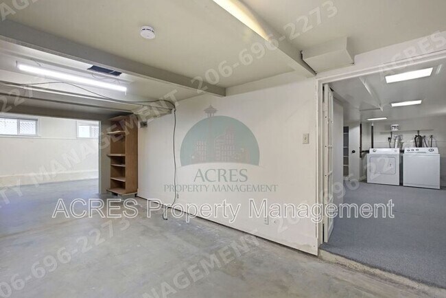 Building Photo - 15446 21st Ave SW