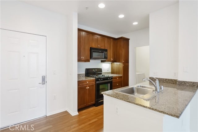 Building Photo - 1329 Scholarship