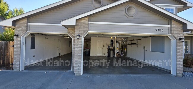 Building Photo - 2735 S Spring Bar Way