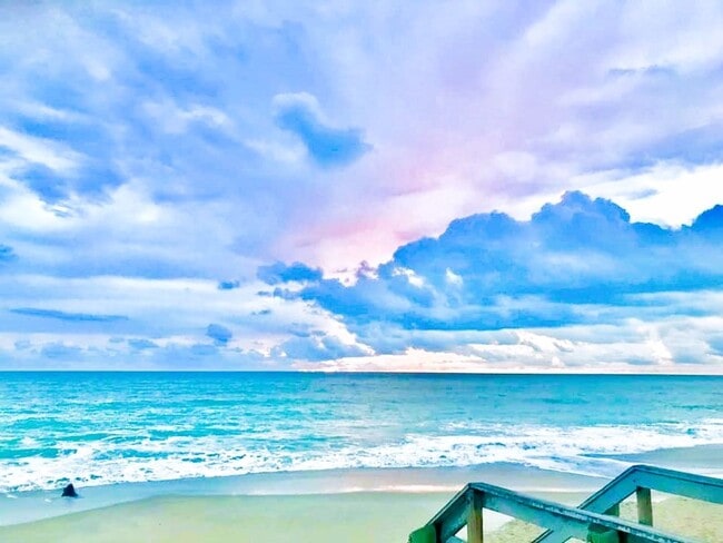 Building Photo - Vero Beach Rentals. Vero Beach Rent, LLC and Property Management Company