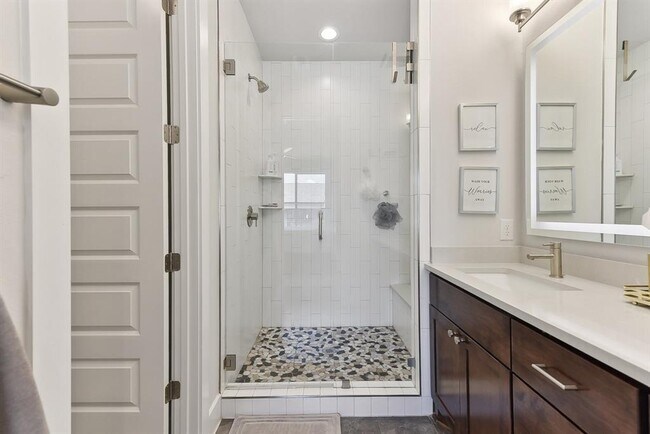 Building Photo - 4107 McKinley Fields Dr