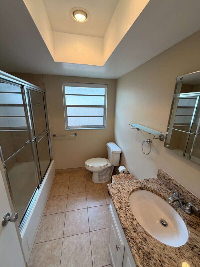 Building Photo - PRIVATE POOL HOME | 3 BED / 2 BATH | FENCED YARD | GARAGE | PET FRIENDLY