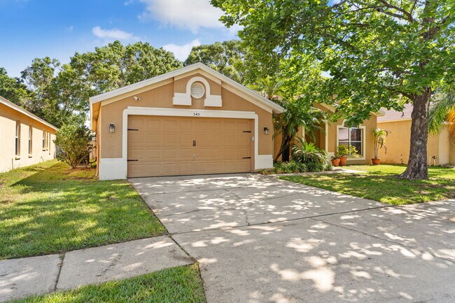 Building Photo - 545 Tuscanny St