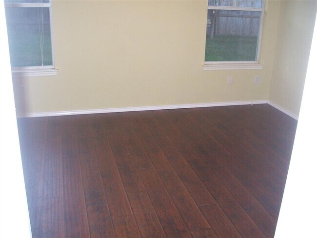 Building Photo - 2408 Wilma Rudolph Rd