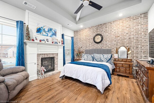 Building Photo - 9512 Shire Valley Ct