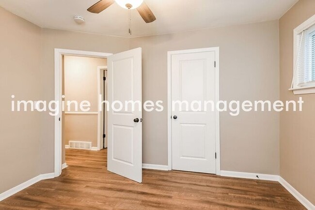 Building Photo - Large 3 Bedroom Single Family Home in Will...