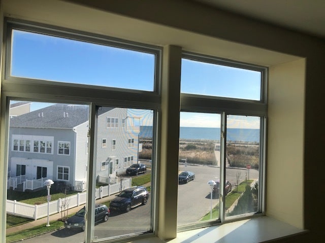 Building Photo - 112 Beach Way