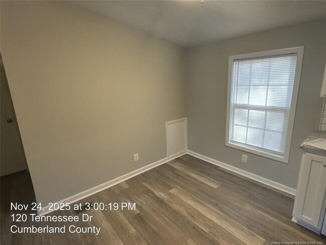 Building Photo - 120 Tennessee Dr