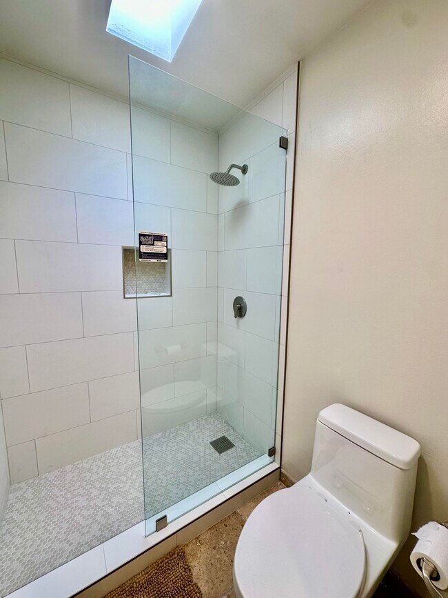 Building Photo - 76705 Sandpiper Dr